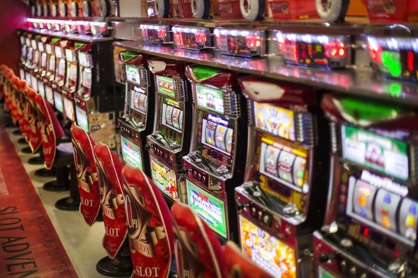 raja555 login live dealer roulette gameplay alongside football coverage